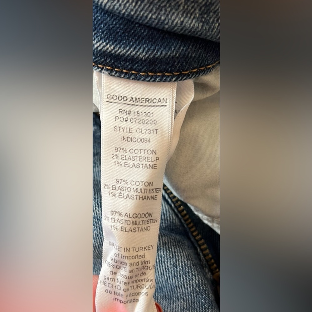 Good American Size 4/27 Distressed Jeans - Picture 6 of 11